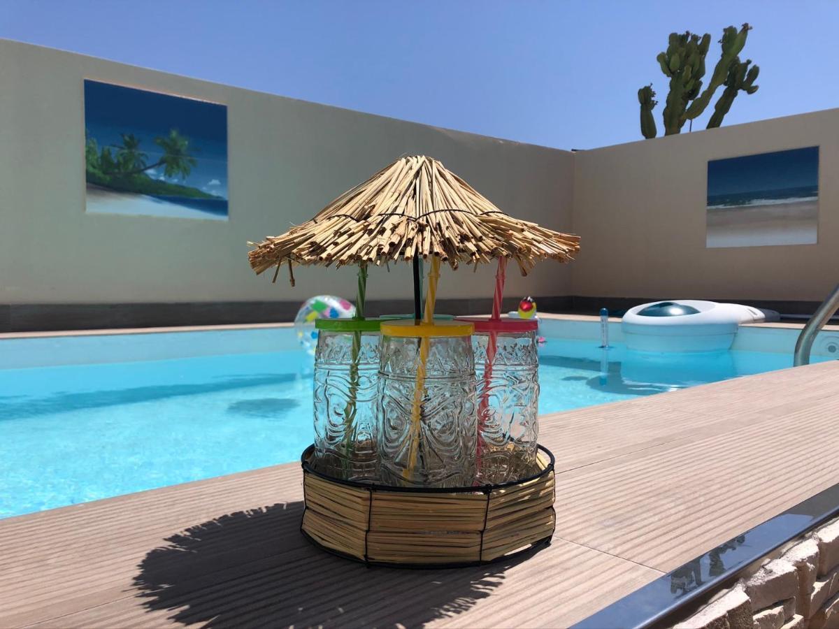 Atico Con Piscina Privada A 100M Del Mar Apartman Vera Kültér fotó