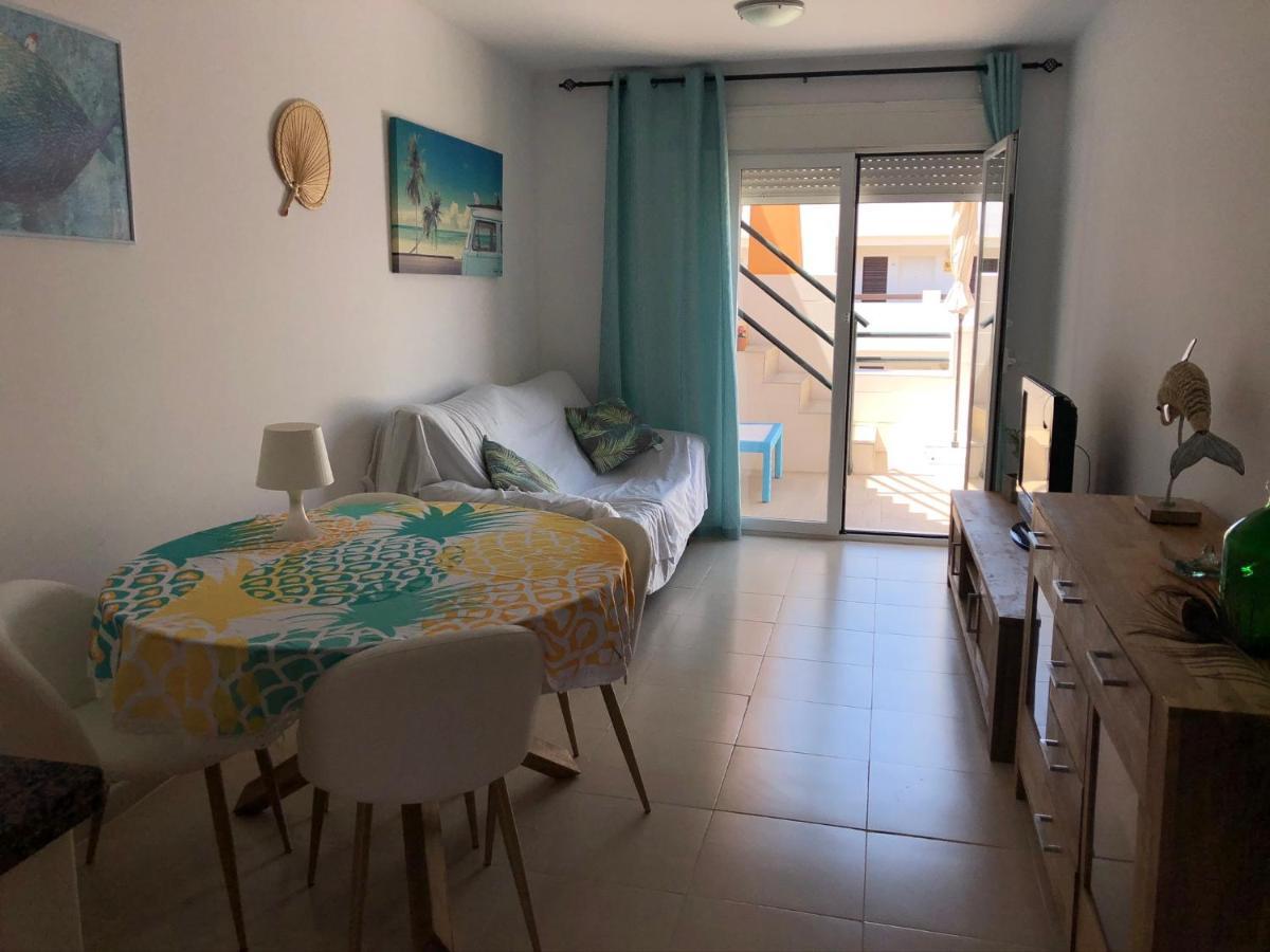 Atico Con Piscina Privada A 100M Del Mar Apartman Vera Kültér fotó